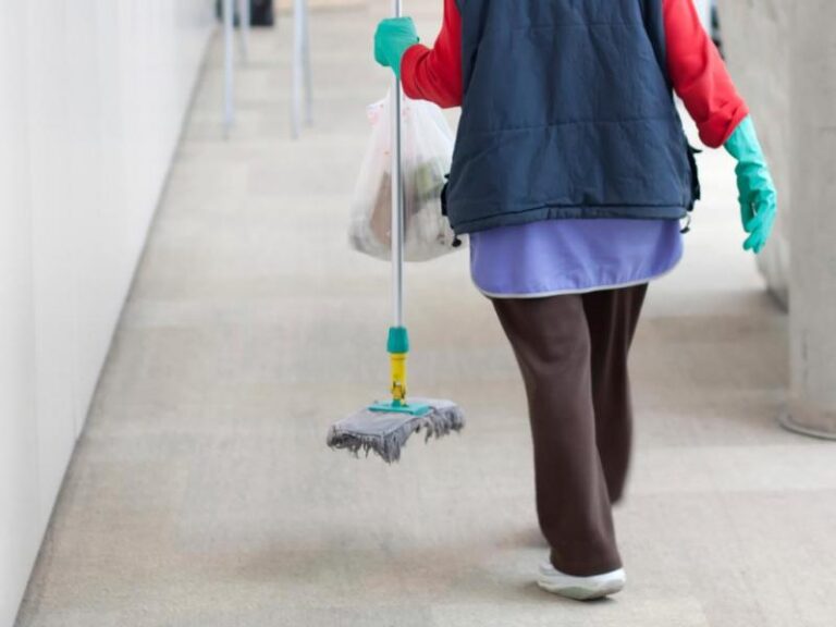 Θέσεις εργασίας ορισμένου χρόνου σε υπηρεσίες καθαρισμού σχολικών μονάδων του δήμου Φλώρινας